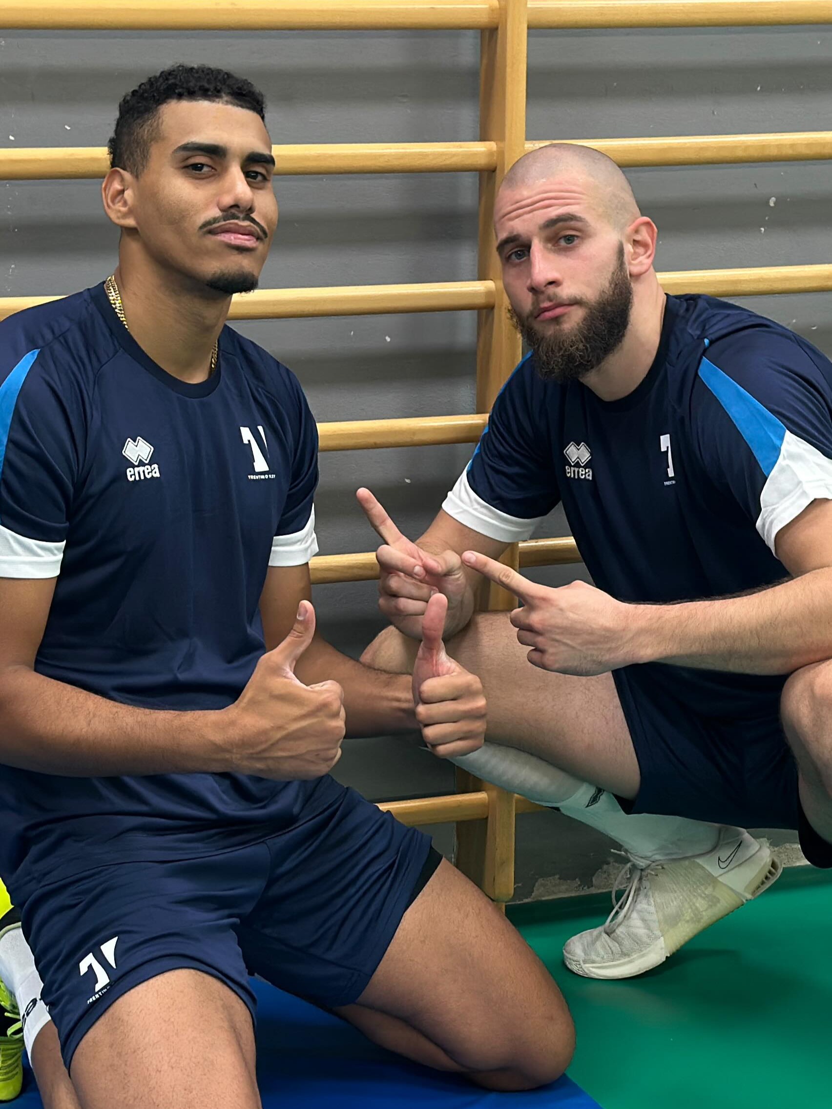 金沙娱乐城 -关于洛杉矶快船发布备战花絮；转会期主帅复盘；意大利杯任务艰巨；团队化学反应显著的信息